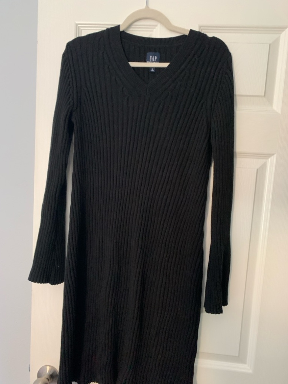 GAP Black Ribbed V-Neck Long Sleeve Dress